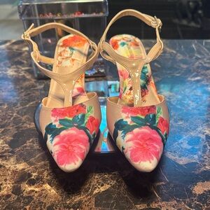 J.Renee Gayoso Multicolor Floral Slingback Heels - Women’s Size 8M